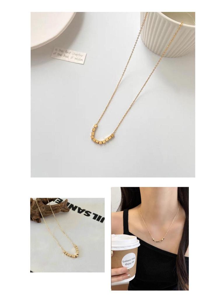 S925 Sterling Silver Gold Square Necklace: Minimalist Sugar Cube Clavicle Chain for Women, Light Luxury Design for Spring/Summer