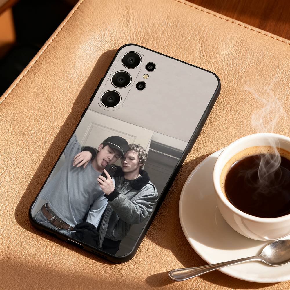 

S-Shane and Ilya H-Heated R-Rivalry Phone Case For Samsung S25,24,23,22,30,21,10,9,Ultra,Plus,Lite,FE Black Soft Case Samsung S21fe