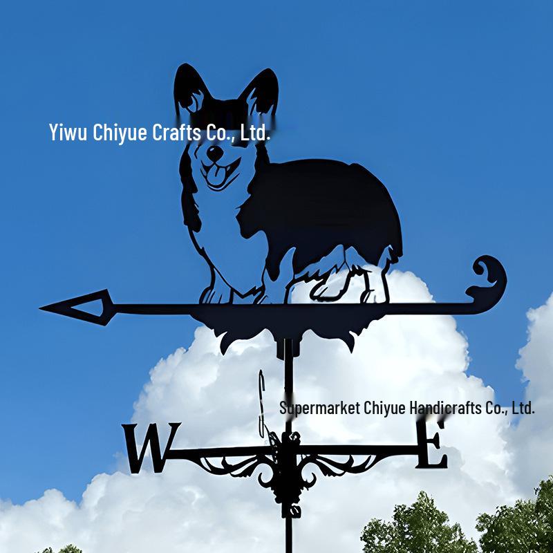 Weather Vane Ornament: Outdoor Wrought Iron Spray-Painted Roof Decoration Metal Craft