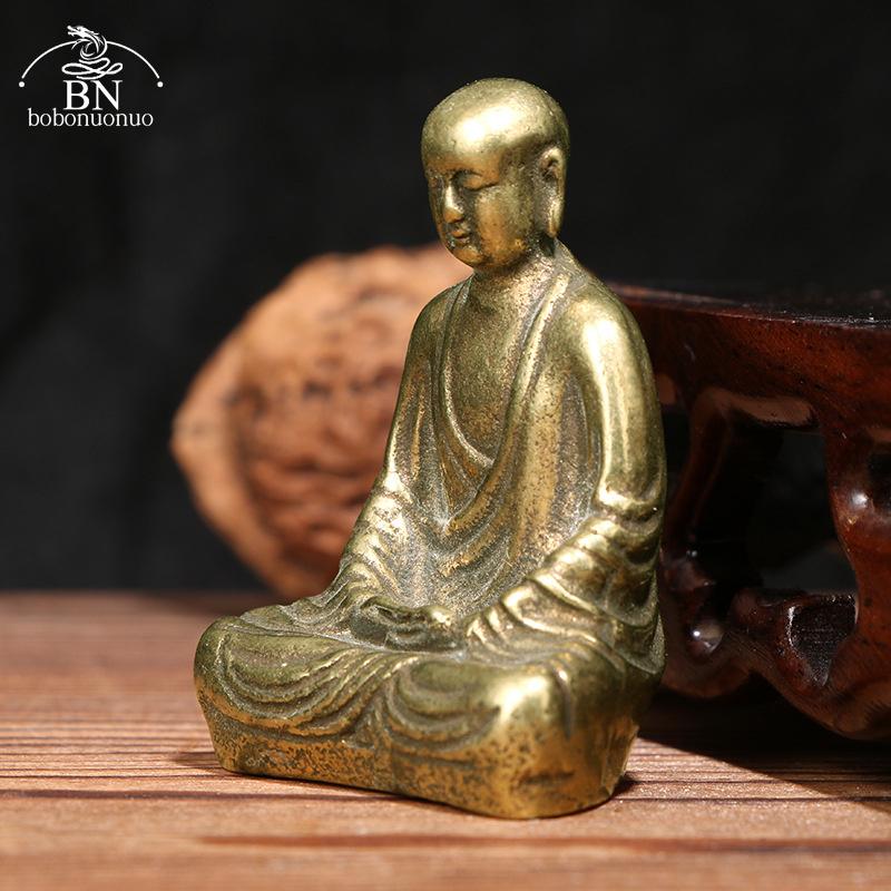 Antique Brass Buddha Statue Mini Portable Brass Bodhisattva Sculpture Ornaments Home Feng Shui Decor Office Desk Decorations