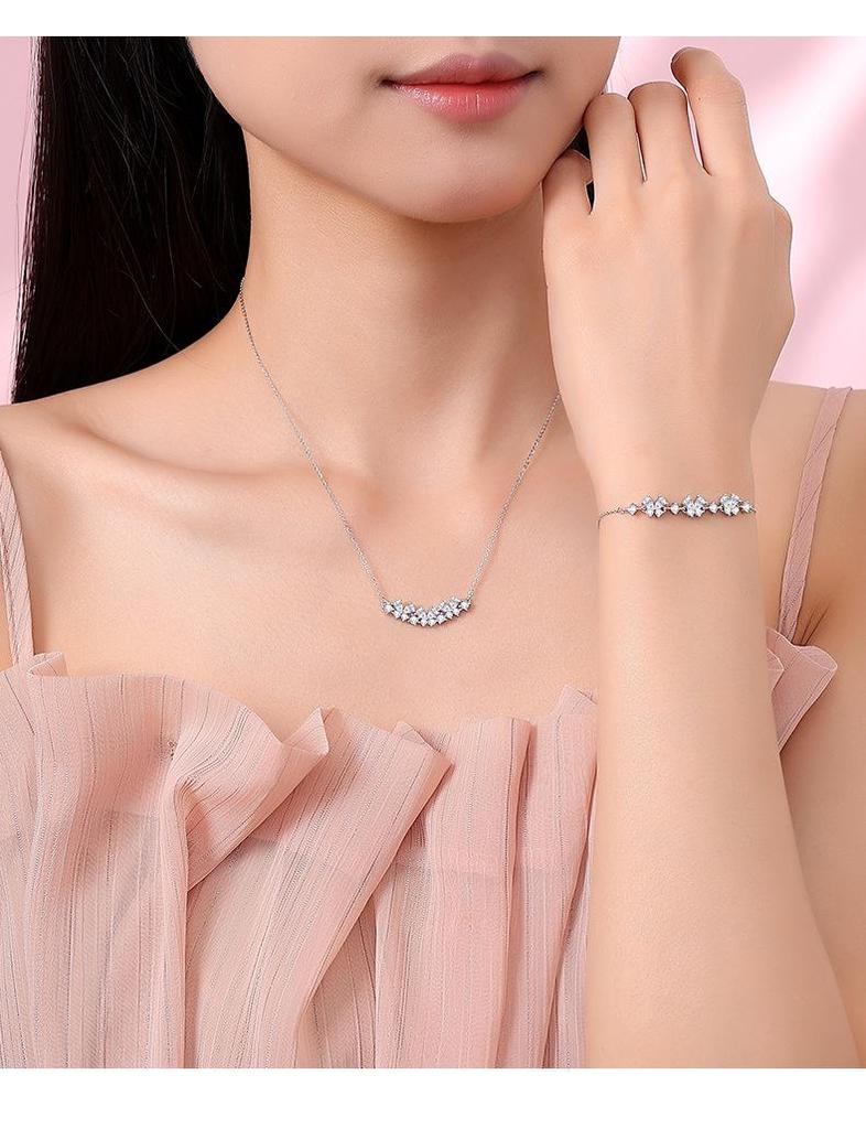 Tichia S925 Sterling Silver Butterfly Bracelet: Elegant, Versatile, and Sparkling Hand Jewelry for Women