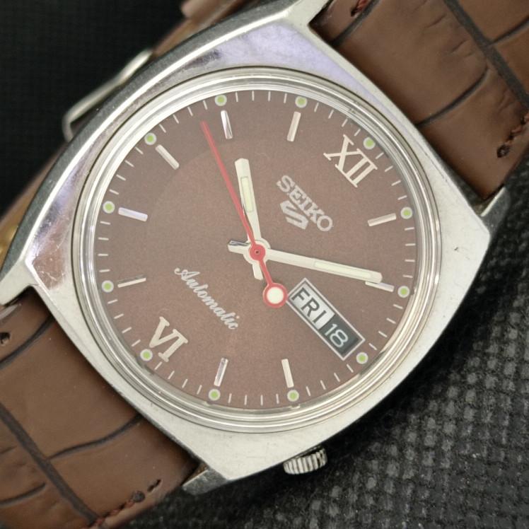 

Б/У ВИНТАЖНЫЕ ЧАСЫ SEIKO 5 АВТОМАТИЧЕСКИЕ 6119C ЯПОНИЯ МУЖСКИЕ ДЕНЬ/ДАТА КОРИЧНЕВЫЕ ЧАСЫ a316920-9 SKU608i-a316920