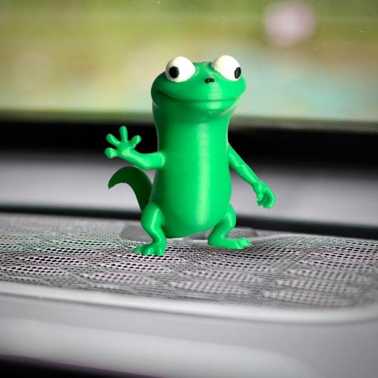 Yousheng Funny Meme Lizard Figurine 3D Printed Lizard Ornament Standing Cartoon Lizard Sculpture for Home Office Desk Decoration