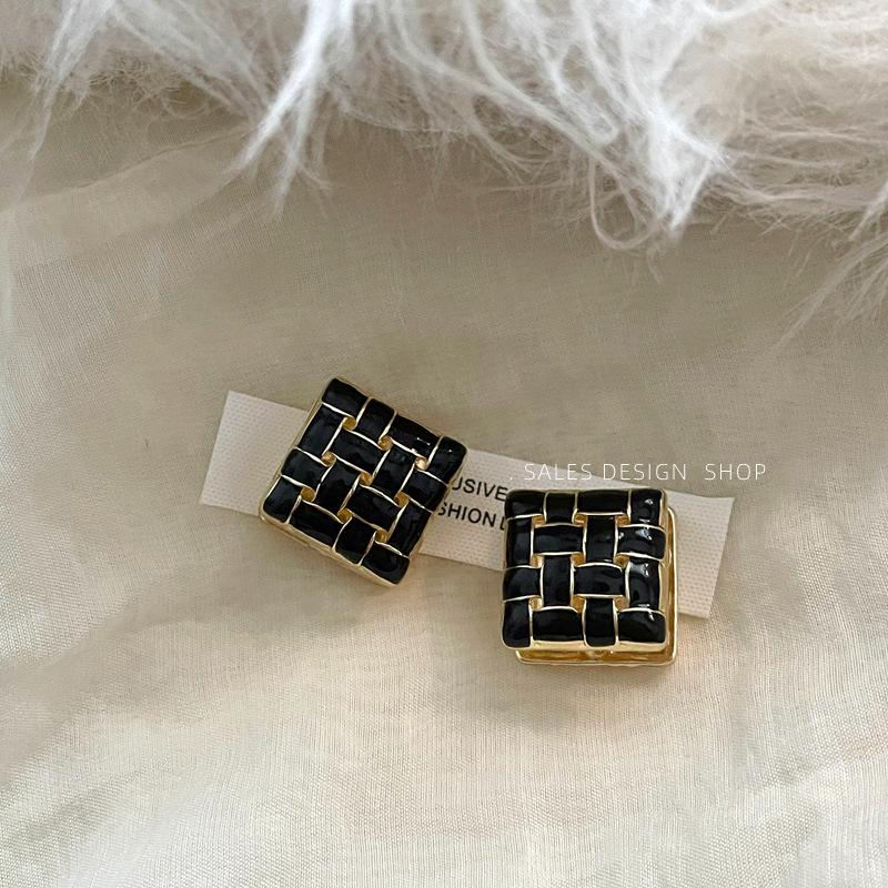 French Square Woven Enamel Drip Earrings: Simple, Versatile, and Exquisitely Personalized for Women