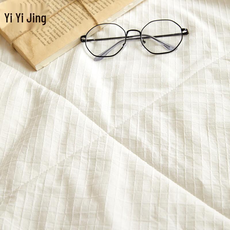 

Yiyi ai Pure Cotton Jacquard Summer Quilt