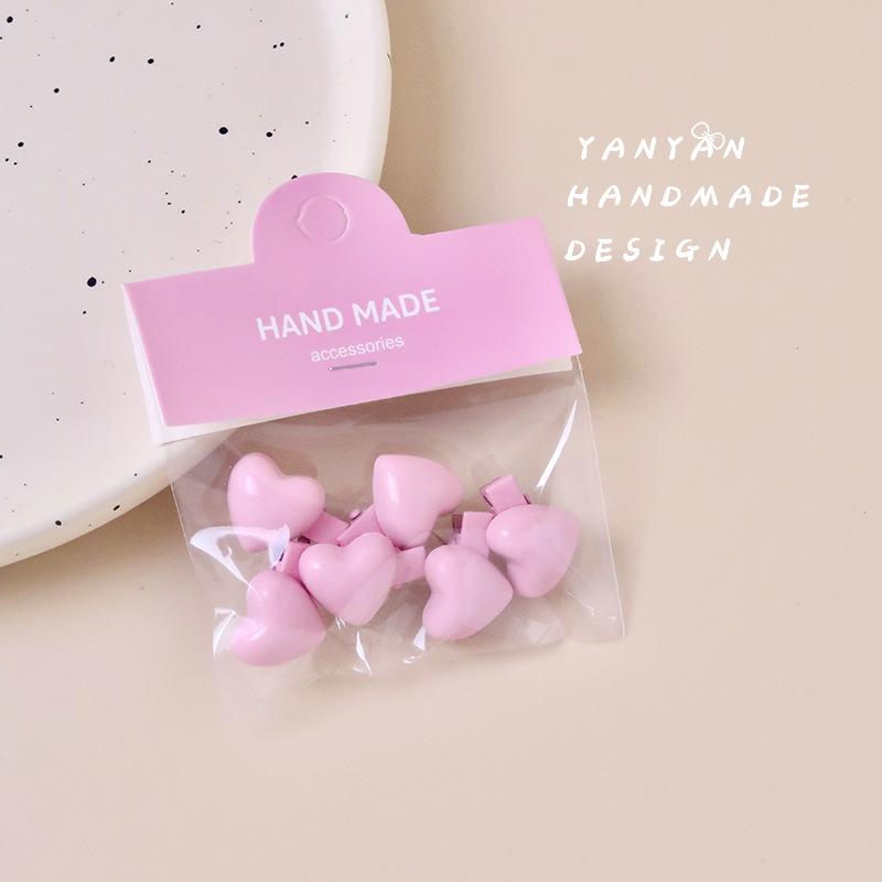 Girls  Peach Pink Heart-Shaped Hair Clip - Cute, Versatile, Non-Damaging Hair Accessory One Set