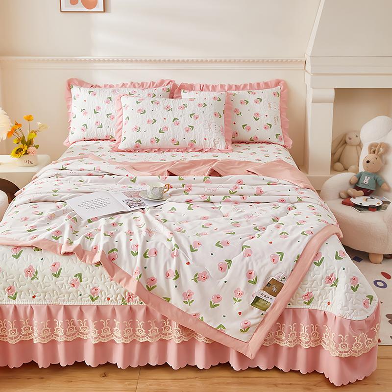 Cartoon Peach Comforter Queen Size, Love Heart Pink Peach Print Quilt Ultra Soft, Ultra Comforter 1 Piece Bedding For Room Decor