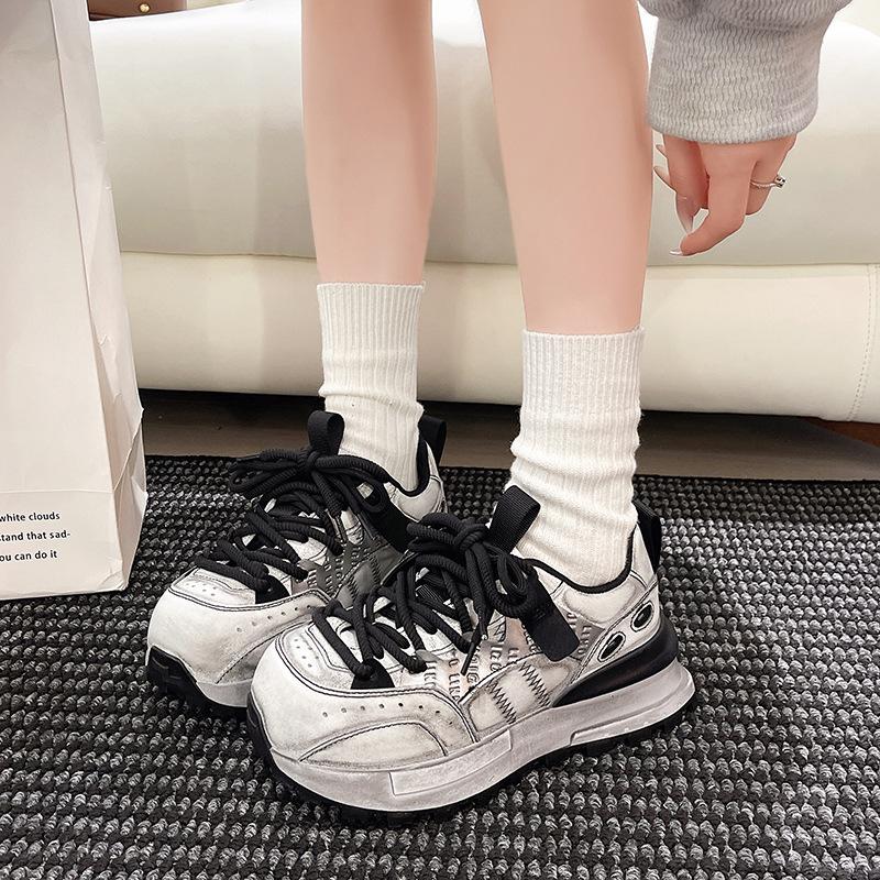 2025 Autumn New Korean Version Ins Retro Polished Leather Dad Shoes Thick-soled Round Head Lace-up Comfortable Versatile Forrest Gump Shoes