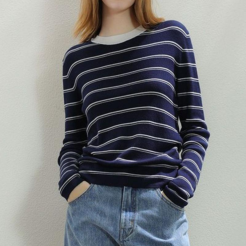 New Autumn Winter French Vintage Stripe Contrast Round Neck Slim Fit Versatile Age Reducing Westernized Women's Knitted Sweater