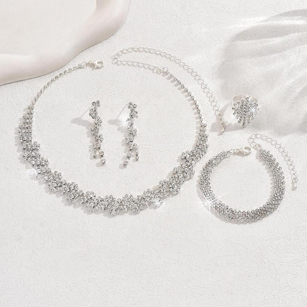 Shiny Diamond-Inlaid High-End Necklace Set: European & American Luxury, Lightweight Elegance, Four-Piece