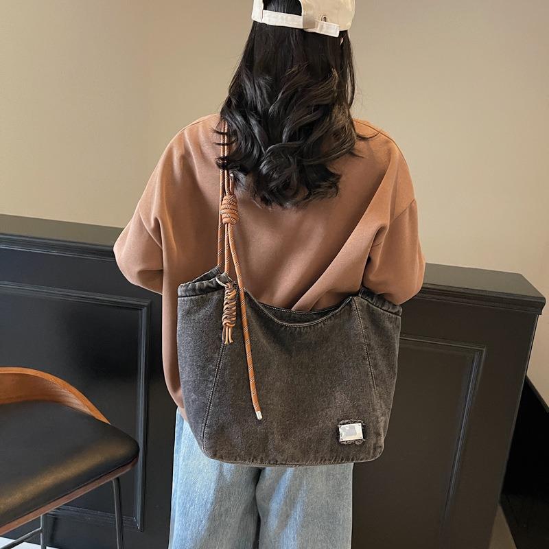 Large capacity denim tote bag women's new casual commuting shoulder bag college student class bag