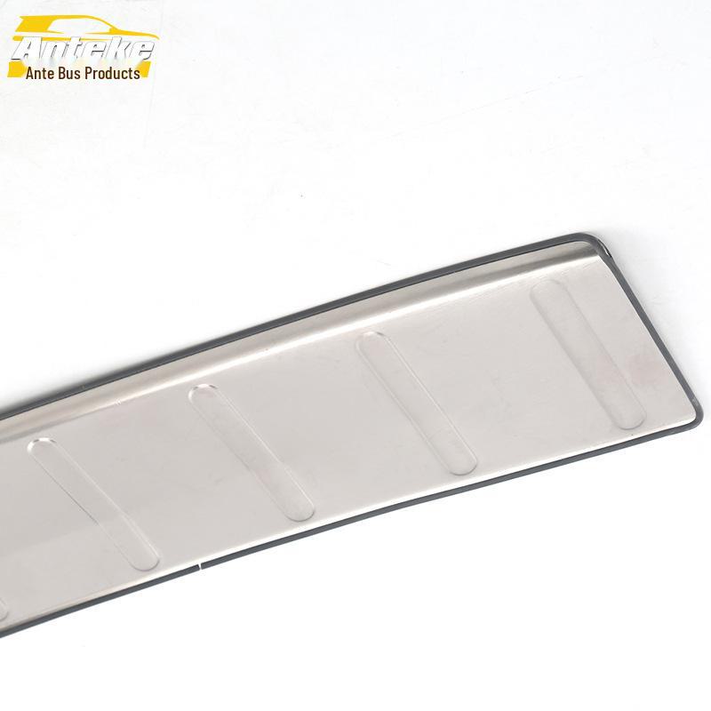 Haval M6 Stainless Steel Rear Guard Plate and Trunk Protection Pedal Accessories