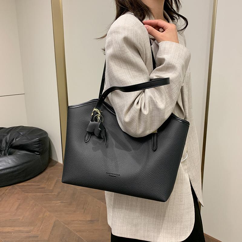 

2025 новая ретро персонализированная большая вместительная наплечная сумка, популярная сумка-тоут, женская сумка 40*11*27