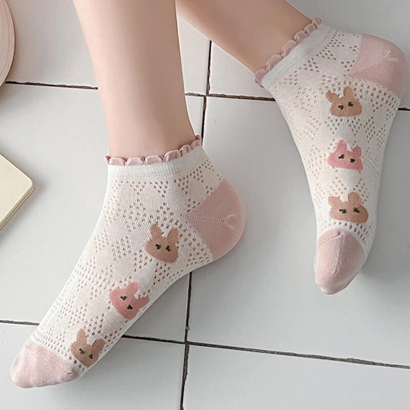 Women's Kitsch Pink Rabbit Punching Knit Socks (5 Pairs)