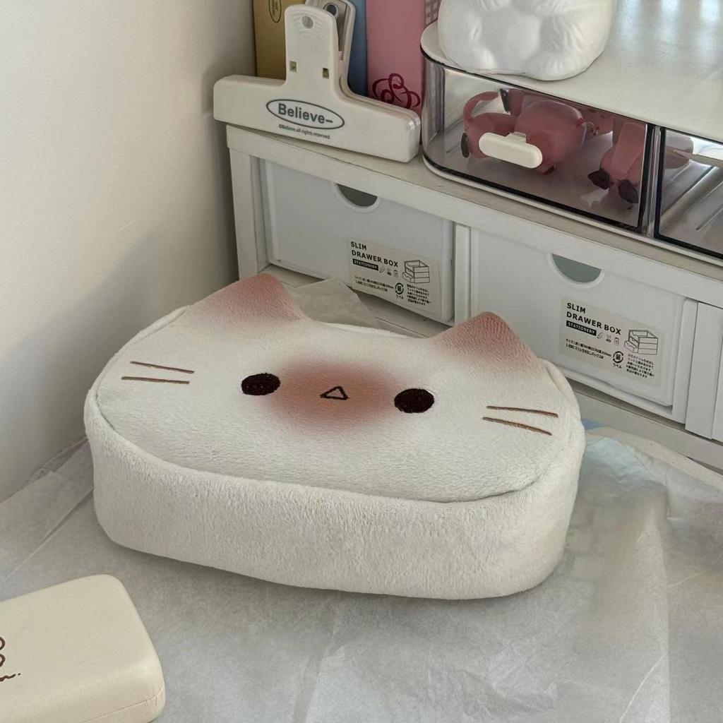 Puszysty piórnik z kotkiem: Uroczy organizer na artykuły papiernicze dla studentów