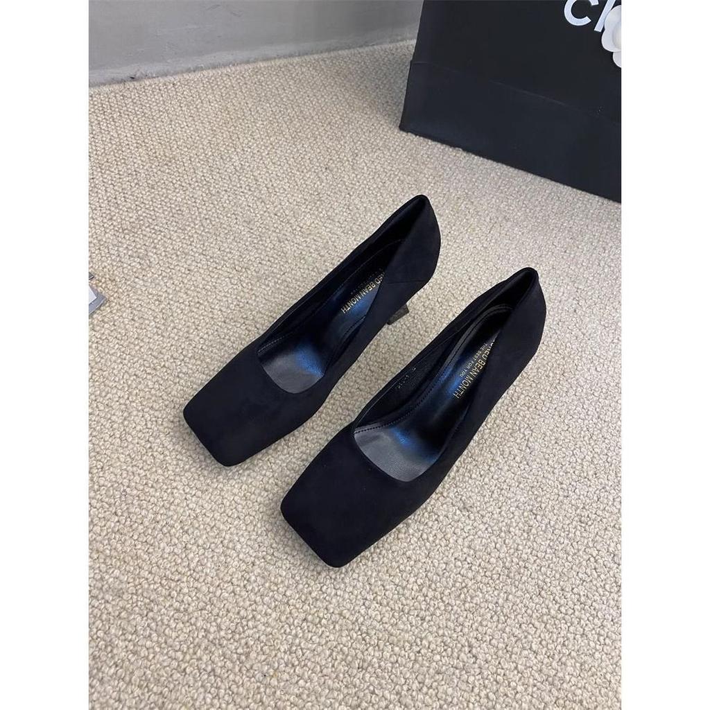 Temperament black suede high heels women's 2025 spring and summer new square head Japanese professional versatile commuter medium heel single shoes