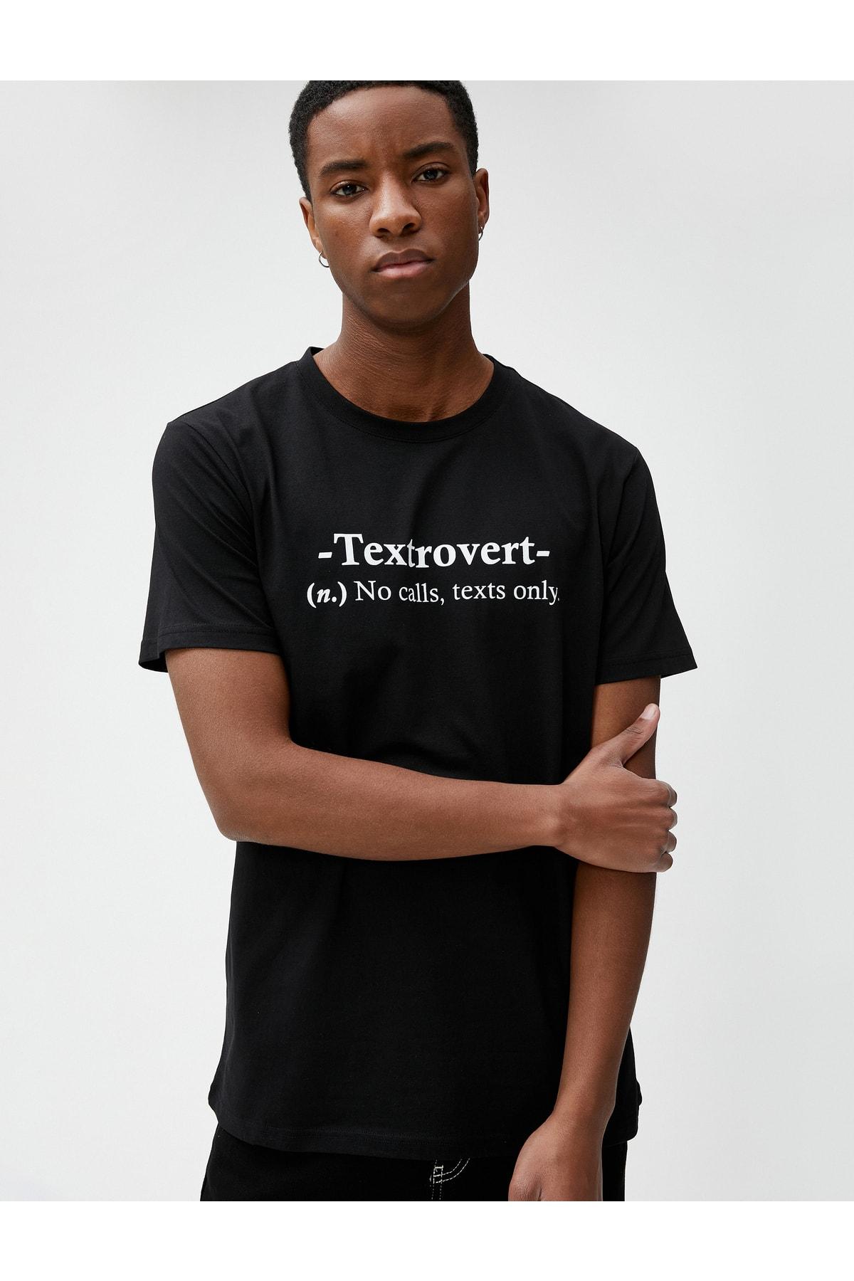 

Футболка - Черная - Классический крой..