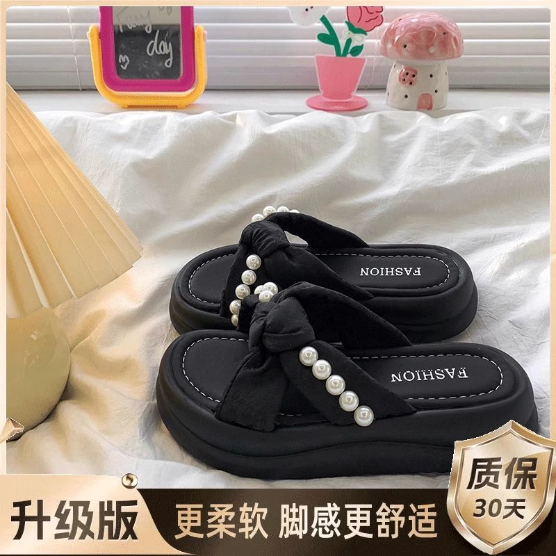 Muffin thick-soled cool slippers women's summer wear 2025 new retro embroidery versatile skirt pearl beach sandals