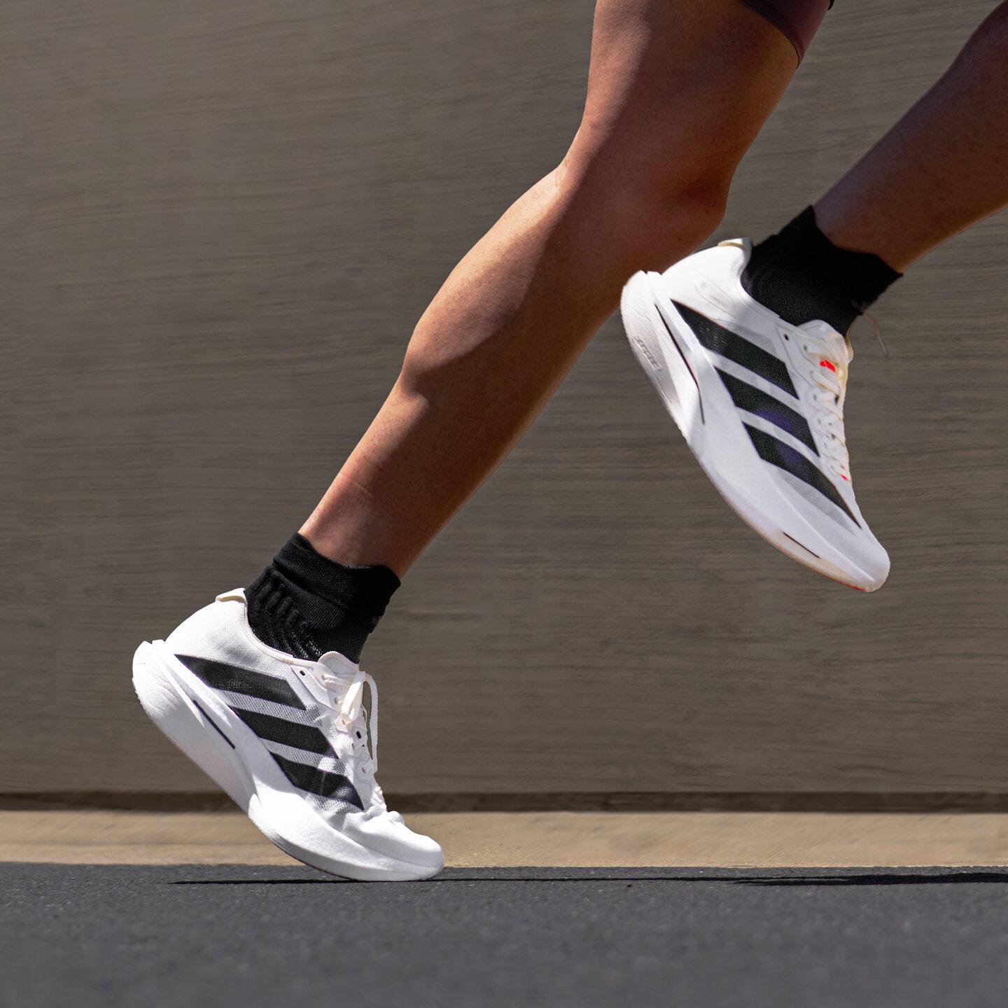 Кроссовки Adidas для бега унисекс Breeze White 42