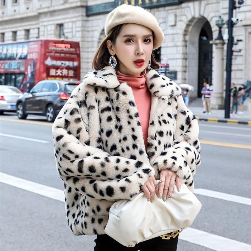 Imitation lamb fur leopard print imitation fur jacket women's light loose imitation rabbit fur integrated plush coat short