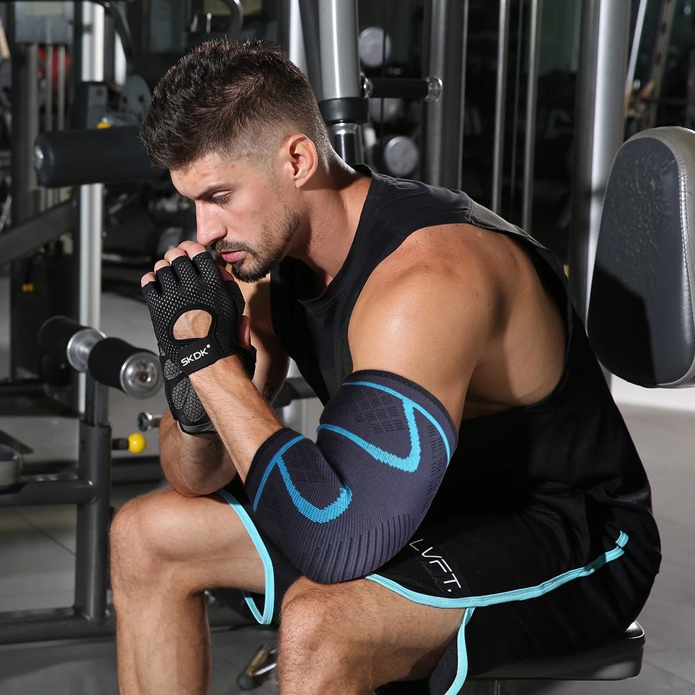 1Pc Elbow Support Elastic Elbow Compression Sleeve, Used For Sports, Elbow Support For Men And Women