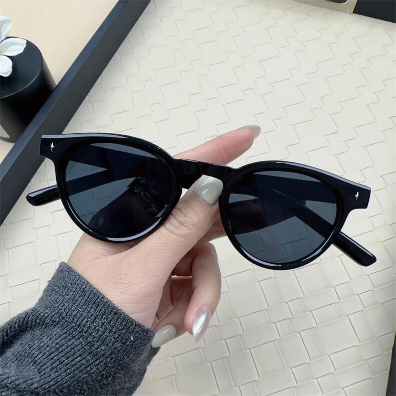 New High Sense Round Frame Sunglasses for Women UV Protection Summer Beach Sunscreen Fashion Celebrity Same Style Sun Glasses for All Face Shapes