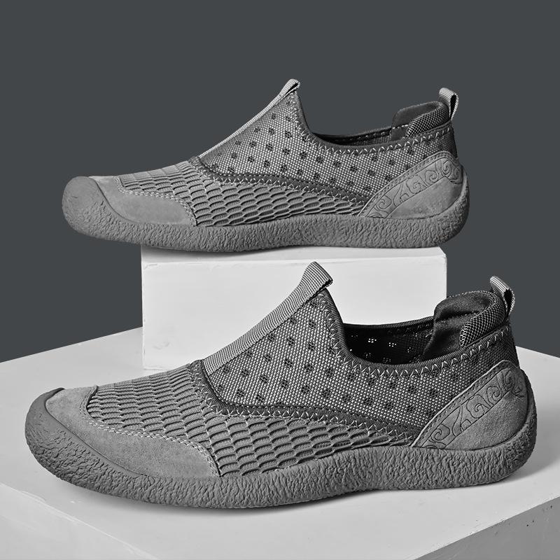 Herrenschuhe 2025 Sommer neue Herren atmungsaktive Mesh Sport Freizeitschuhe hohl einfach Wind ein Pedal Slipper