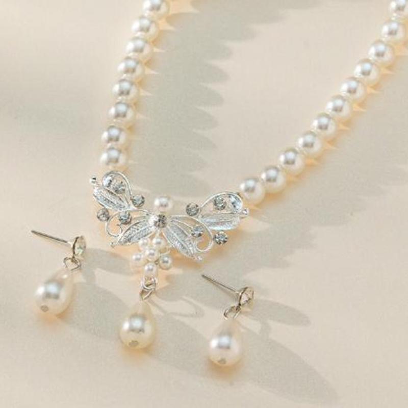 Pearl Clavicle Chain Casual Temperament Simple Pendant Necklace Pearl Necklace Earrings Two-Piece Set