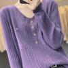 The Famous Lady's Little Rosy Top V-neck Sweater Base Shirt Autumn Sweater Fashionable Shirt