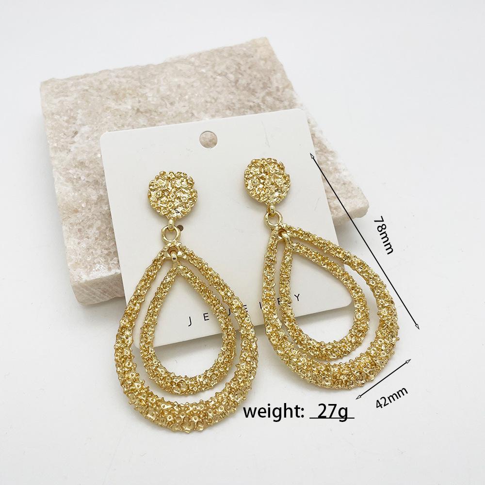 European  American Light Luxury Water Drop Earrings: Chic  Trendy Stud Earrings for Women