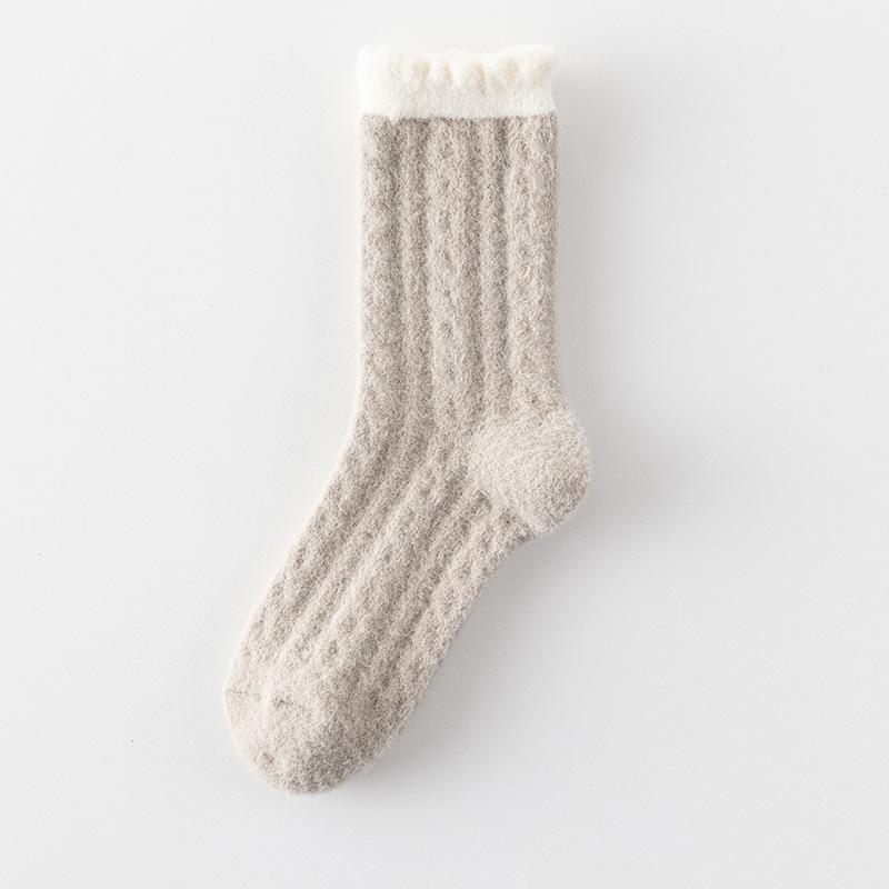 

Women s Mid-calf Socks for Autumn and Winter, Thick and Warm Mink Fleece with Linen Patterns, Long Home Sleeping Socks 1 pair светло-коричневого