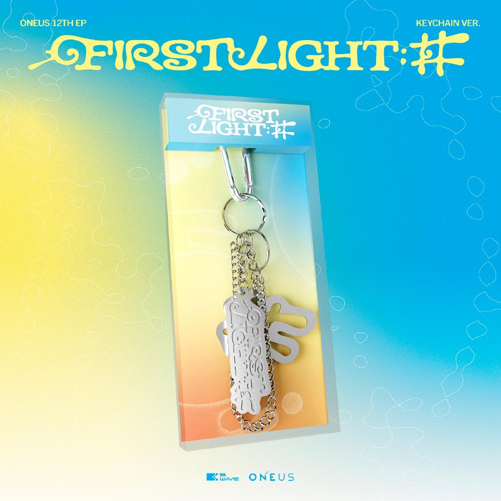 Předobjednávka ONEUS 12. EP alba FIRST LIGHT verze Klíčenka