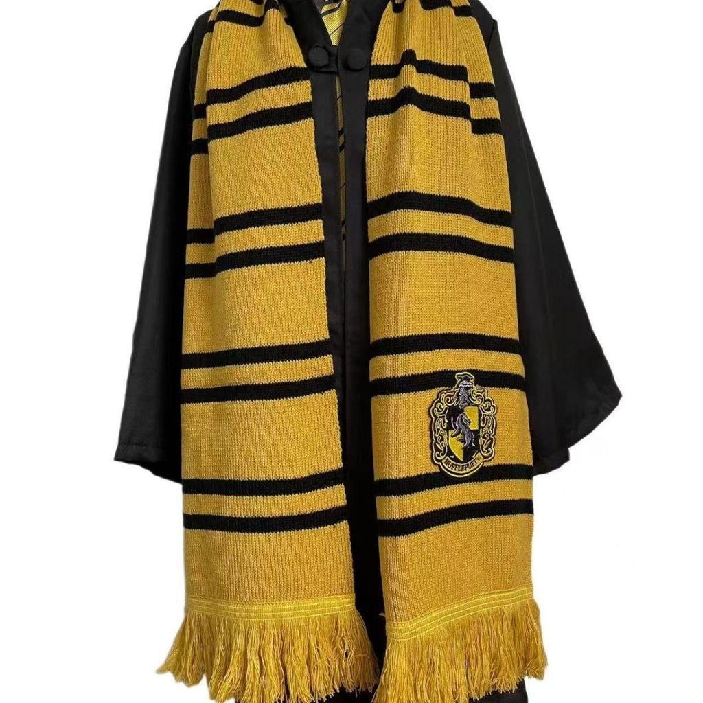 Thick Warm Tassel Scarf with Large Hogwarts House Logo: Slytherin, Ravenclaw, Gryffindor