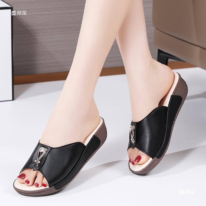 Womens Sandals Summer New Wedge Heel Cool Slippers Women Soft-Soled Comfortable Casual Shoes Non slip Wear resistant Slippers
