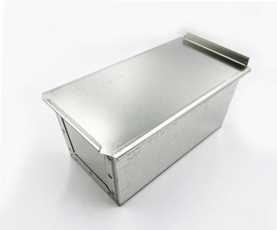 Matsunaga Silver One-Loaf Bread Pan with Silicone