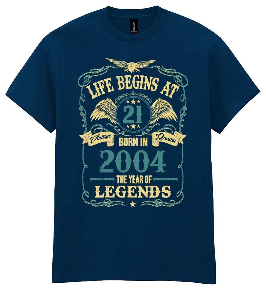 

Жизнь начинается в 21 Мужская футболка на день рождения Родился в 2004 Легенды 21-й Подарок для него XL