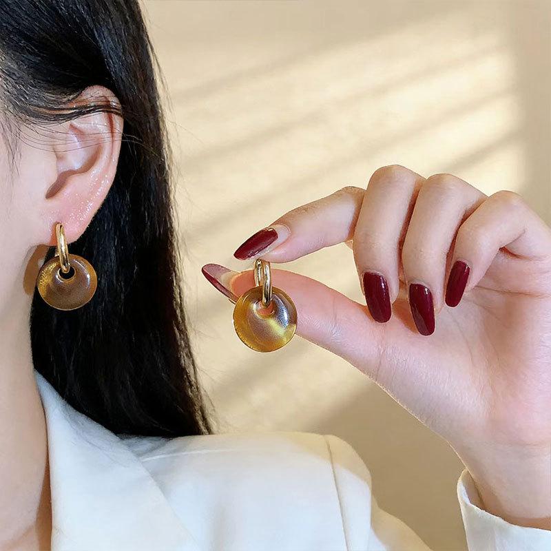 Vintage Maillard Imitation Tiger'S Eye Stone Smudge Round Personalized Simple Earrings Light Luxury High-End Ear Buckles Fashion Earrings