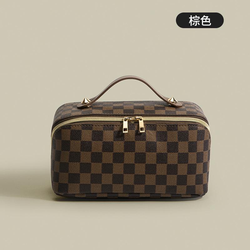 Retro-style Checkered Makeup Bag for Women, Large-capacity Portable Hand-held Toiletries Bag, Cosmetic Storage Bag