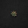 Vintage Brooch Pin Personality Creative Maple Alloy Oil Drip Leaf Badge Corsage