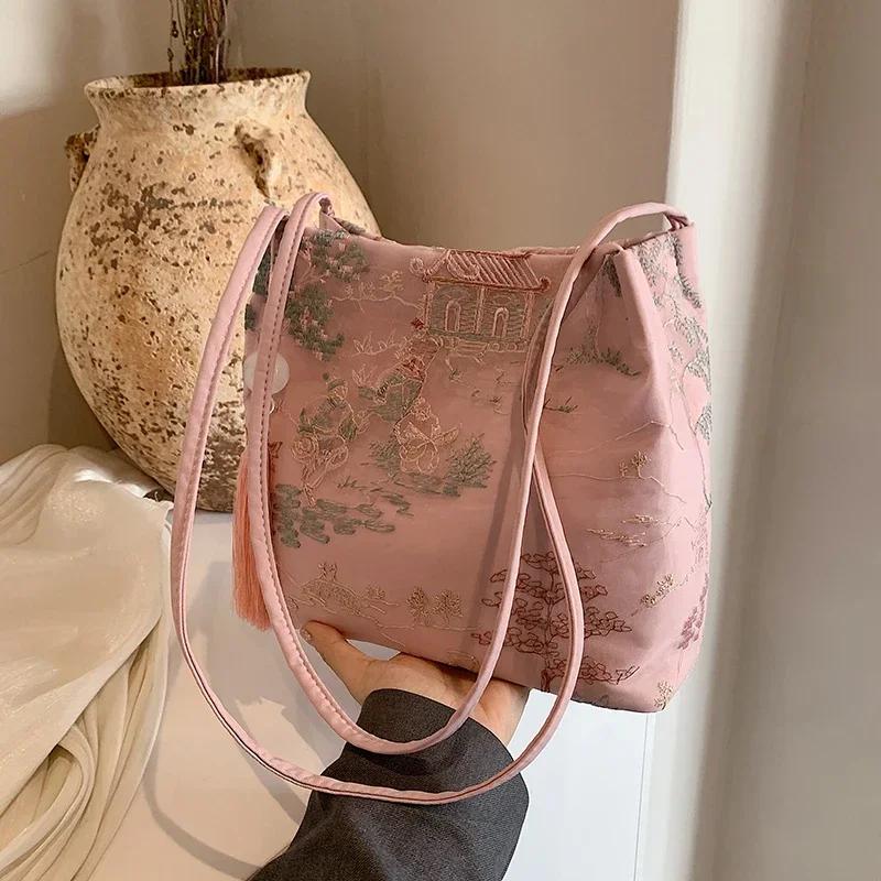 Einzigartige Retro-Diagonal-Umhängetasche im chinesischen Stil für Damen, Seidenjacquard, minimalistisch, elegante Umhängetasche, neue Modelle