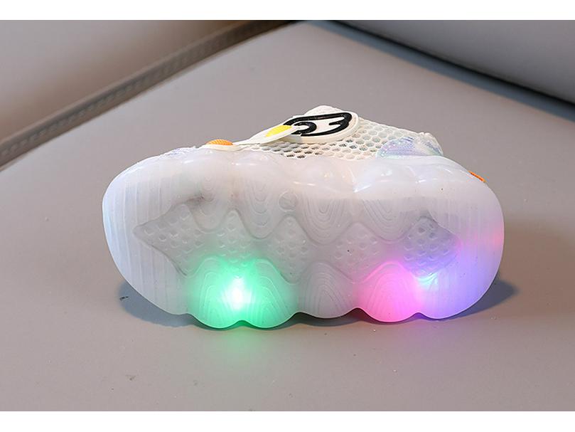 LED Flash Toddler Sneakers: Soft Sole, Non-Slip, Mesh, for 1-3 Year Olds