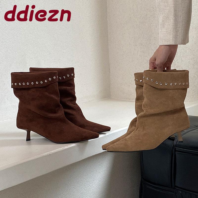 Fashion Female Pointed Toe Ladies Ankle Boots Shoes With Thin Heels Shoes Fashion Metal Rivet Footwear Women Short Boots Pumps