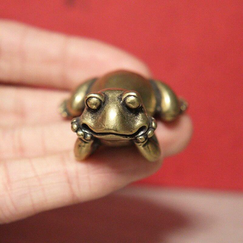 Brass Small Frog Miniatures Figurines Vintage Handmade Copper Animal Ornaments Home Decor Living Room Desktop Decorations Crafts