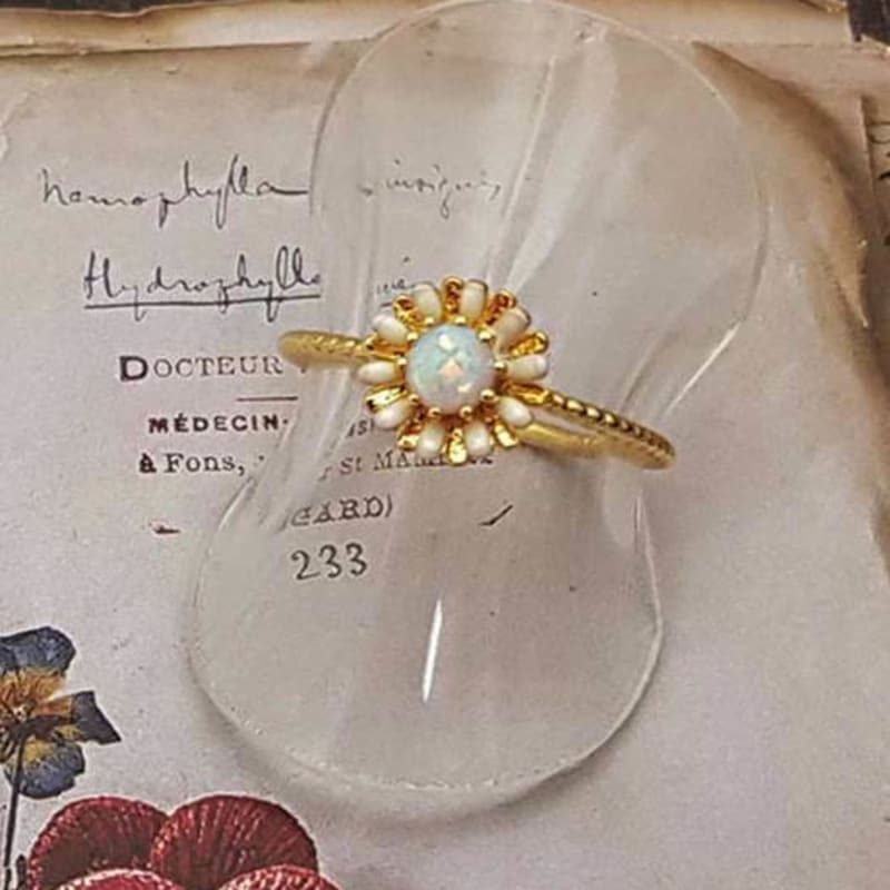 Ollia Natural Opal Daisy Garden Ring