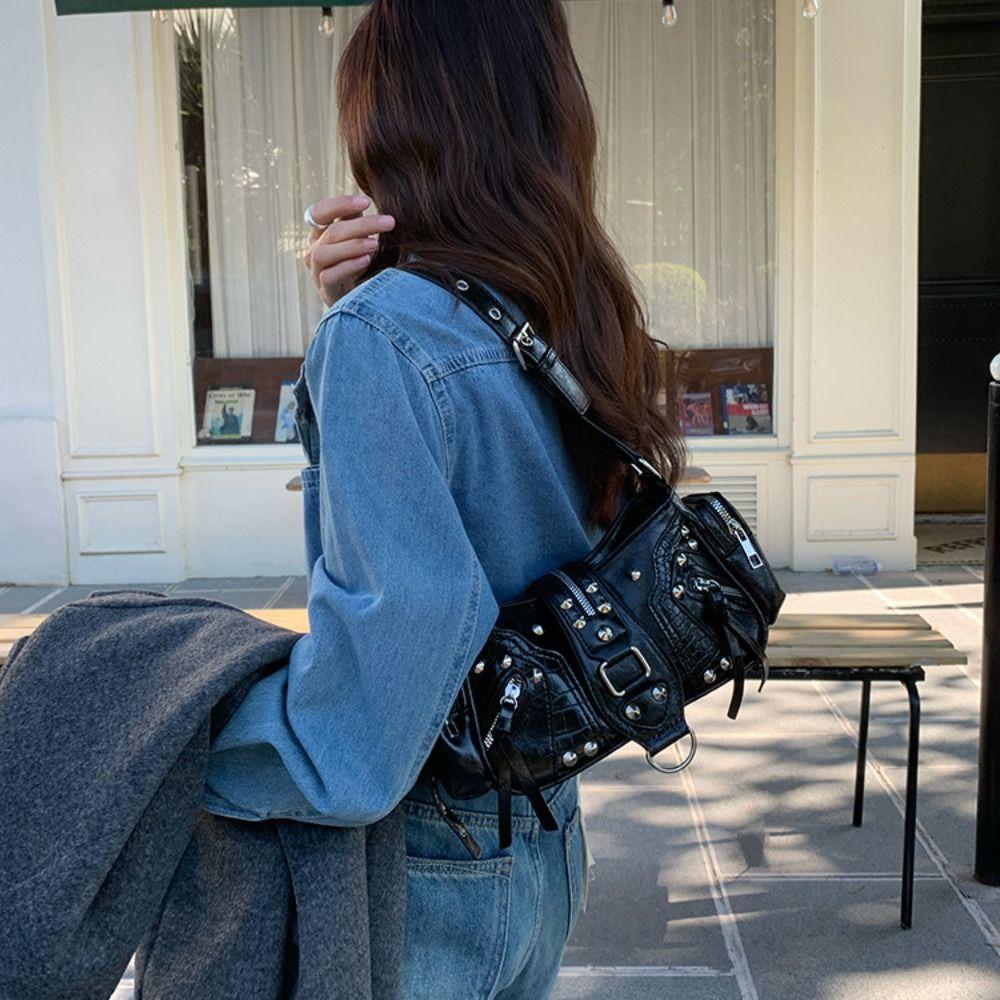 Punk Y2K Retro Rivet Shoulder Bag Oil Wax Leather Spicy Girl Motorcycle Bag Korean Multi-pocket Crossbody Bags Streetwear