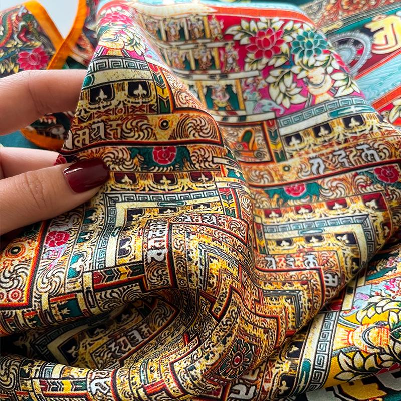 Design Fashion Square Real Silk Scarf Women Hairband Cat Printed Small Satin Shawls Foulard Neckerchief Female Headbands Bandana