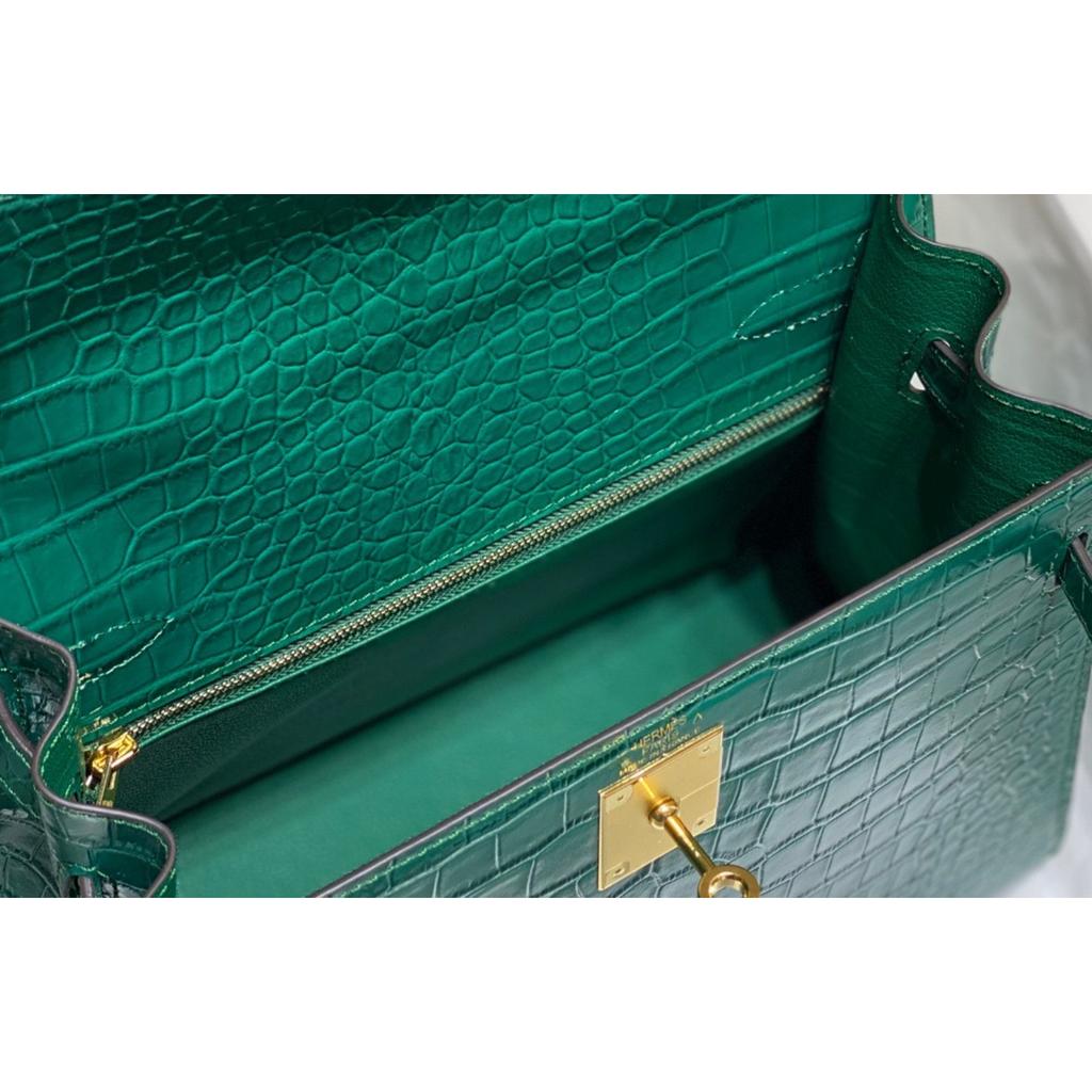 Leather second-generation crocodile pattern first layer cowhide portable shoulder messenger bag commuting 25cm commuting wind