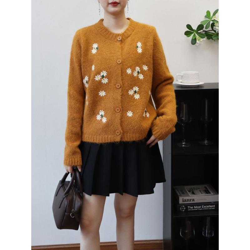 Crew Neck Embroidered Knitted Cardigan Autumn and Winter New Loose Sweet Soft Waxy Gentle Wind Sweater Jacket Women