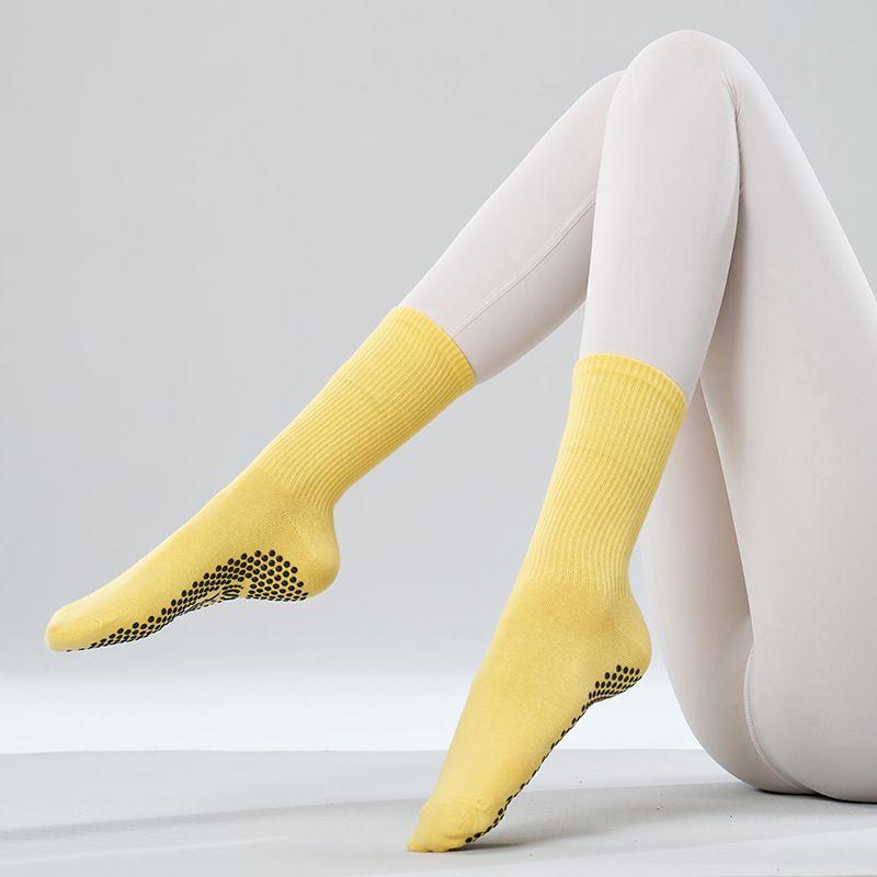 

Red Yoga Socks Non Slip Professional Women s Indoor Fitness Room Socks Adult Yoga Non-Slip Socks Pilates Socks Pine Flower Yellow