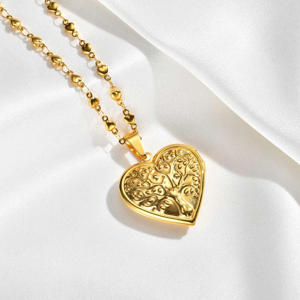 Romantic Heart Locket Pendant for Women Stainless Steel Photo Frame Openable Necklace Heart Chain Necklaces Charm Jewelry Gift
